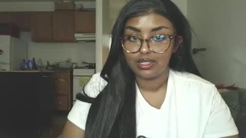 Simin Fox online show from 03.13.26