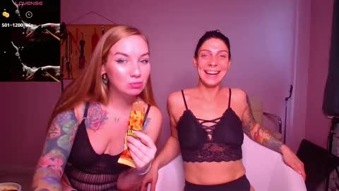 simona_moonshine online show from 10.04.25
