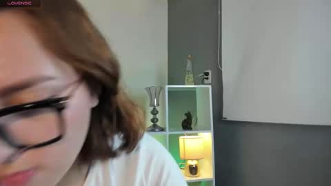 simonastar_ online show from 02.13.26