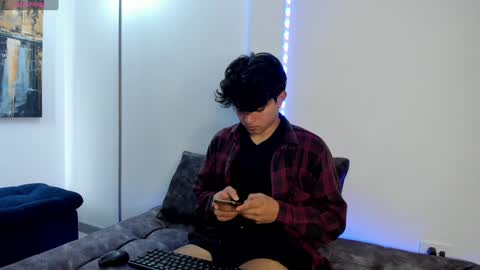  Simon  online show from 02.01.25