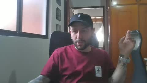 Snapshot of simonm777 chatting on 11.05.25 simonm777 online show from 11.05.25