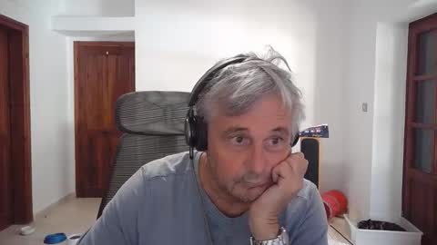 Simon online show from 11.08.25