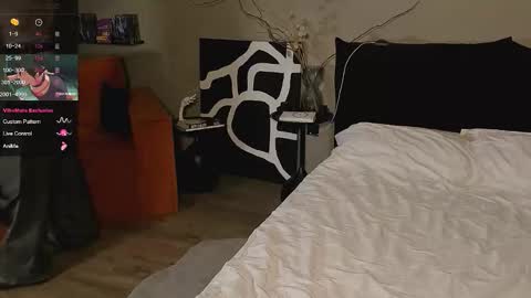 Simon online show from 12.23.25