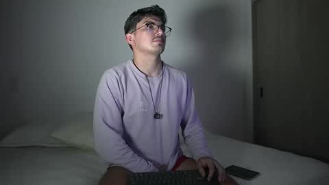 Snapshot of simoon_01 chatting on 02.25.26 SIMOON online show from 02.25.26