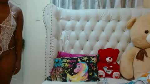 simply_eve1 online show from 03.22.26