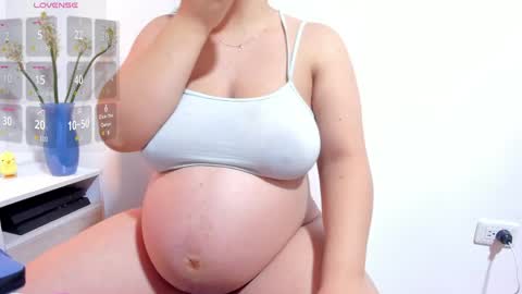 zoe online show from 04.13.26