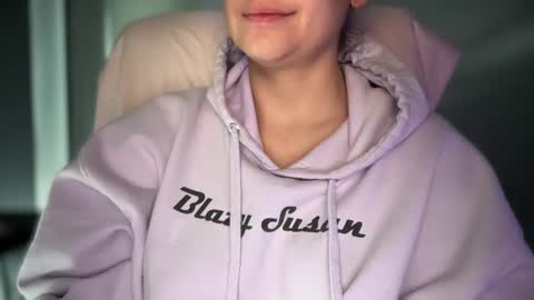 Sindra online show from 09.12.25