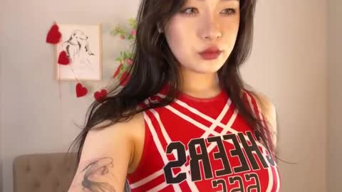 Snapshot of sindy_cet chatting on 05.29.26 Eva online show from 05.29.26