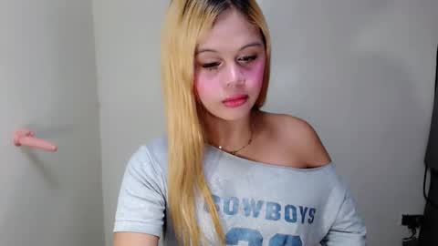 sinfulrose_ online show from 04.05.26