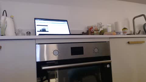 Lina online show from 01.01.25