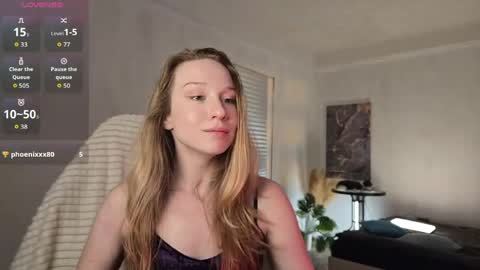 Snapshot of sinner_eve chatting on 05.22.26 Aurora online show from 05.22.26