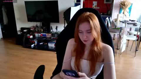 Snapshot of sinnerscorner chatting on 06.05.26 Alya and Mr. Sinner online show from 06.05.26