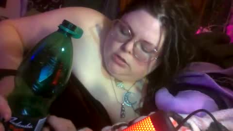 Siofra online show from 02.14.26