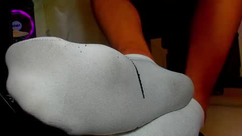 only foot                         worshipers here online show from 06.16.26
