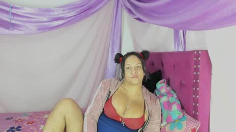 Snapshot of sirena_dirtysexxx chatting on 09.24.25 Sirena Fuentes online show from 09.24.25