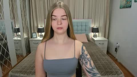 SirenaBloom online show from 02.26.26