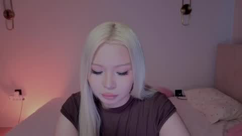 Snapshot of sirenveya chatting on 05.28.26 sirenveya online show from 05.28.26