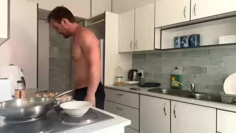 Snapshot of sirgiovanni chatting on 01.31.25 Giovanni online show from 01.31.25