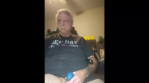 Snapshot of sirlancealot10011 chatting on 12.17.25 steve online show from 12.17.25