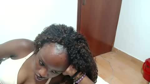 shannie online show from 04.10.26