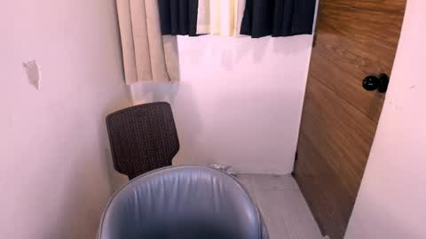 sissycumdumpster_goldey online show from 05.11.26