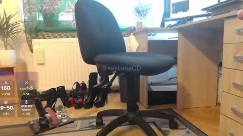 SissyLunaTS online show from 01.27.25