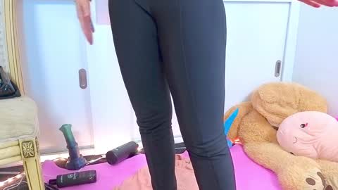 Elise online show from 03.21.26