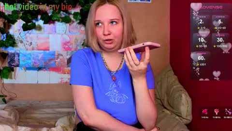 Snapshot of sitxan chatting on 02.22.25 Xana help me get 20 likes online show from 02.22.25