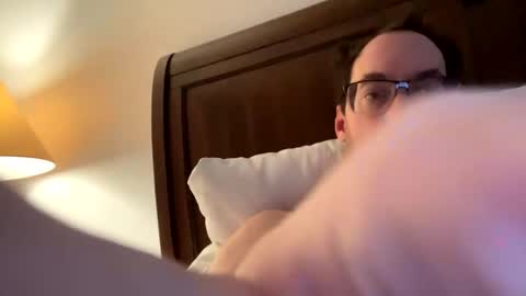 Snapshot of sixfootseven chatting on 12.07.24 sixfootseven online show from 12.07.24