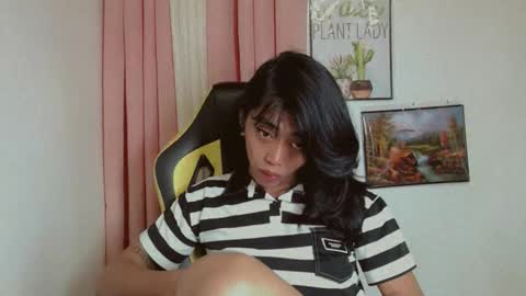 Snapshot of sizka_ford chatting on 11.14.25 Sizka online show from 11.14.25