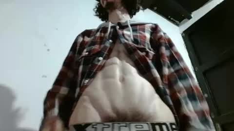 Snapshot of sk8sir chatting on 05.29.26 sk8sir online show from 05.29.26