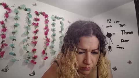 Snapshot of skarleth_diaz chatting on 09.21.25 SKARLETH online show from 09.21.25