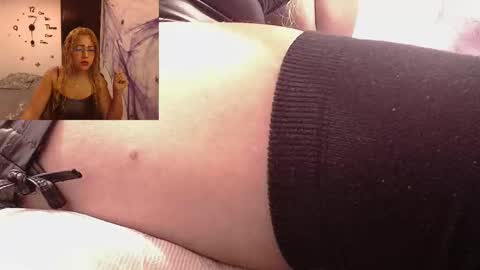 Snapshot of skarleth_diaz chatting on 11.02.25 SKARLETH online show from 11.02.25