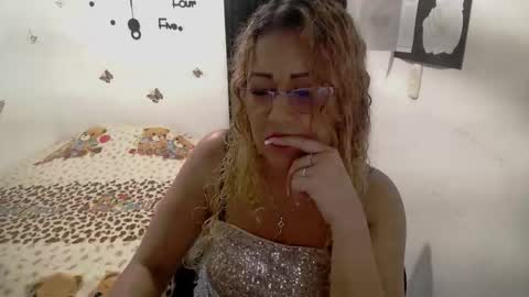 Snapshot of skarleth_diaz chatting on 02.28.26 SKARLETH online show from 02.28.26