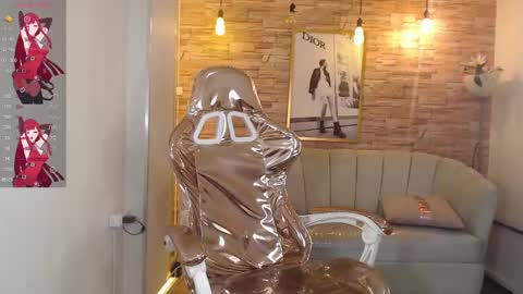 Snapshot of skeler_lovd_b chatting on 01.23.25 Skarlet online show from 01.23.25