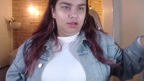 Snapshot of skeler_lovd_b chatting on 03.04.25 Skarlet online show from 03.04.25