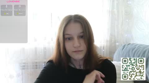 Snapshot of skinny_littledevil chatting on 06.23.26 Skinny littledevil online show from 06.23.26