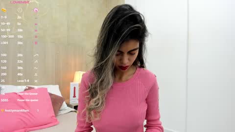 Noa online show from 01.05.25