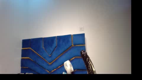 skinnyasssexyboobs online show from 01.13.26