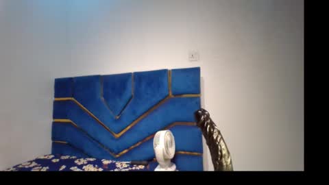 skinnyasssexyboobs online show from 02.01.26