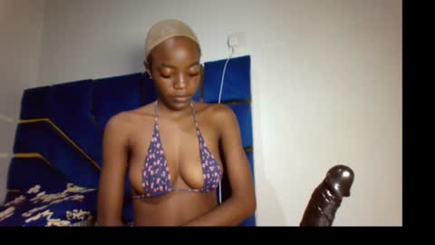 skinnyasssexyboobs online show from 07.11.26