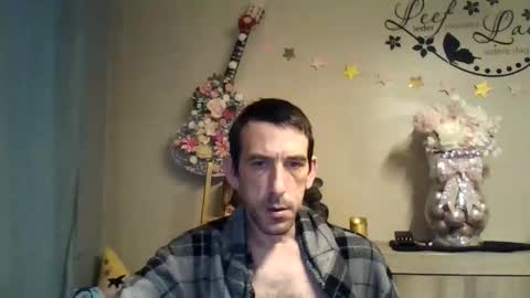 SkinnyBigCock2 online show from 10.26.25