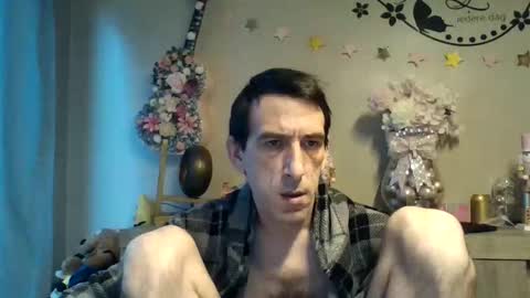 SkinnyBigCock2 online show from 11.30.25