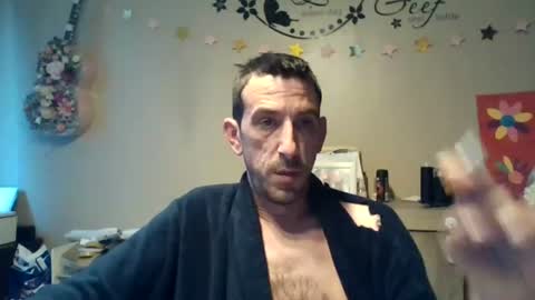 Snapshot of skinnybigcock2 chatting on 07.04.26 SkinnyBigCock2 online show from 07.04.26