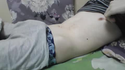 skinnycuteb0y online show from 02.05.25
