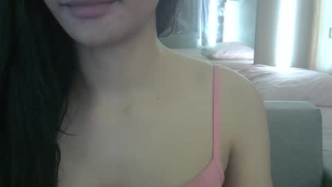 Snapshot of skinnykittencam chatting on 04.06.26 skinnykittencam online show from 04.06.26