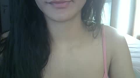 Snapshot of skinnykittencam chatting on 04.10.26 skinnykittencam online show from 04.10.26