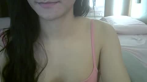 Snapshot of skinnykittencam chatting on 04.21.26 skinnykittencam online show from 04.21.26