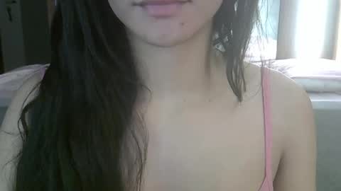 Snapshot of skinnykittencam chatting on 04.23.26 skinnykittencam online show from 04.23.26