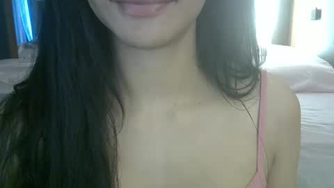 Snapshot of skinnykittencam chatting on 05.15.26 skinnykittencam online show from 05.15.26